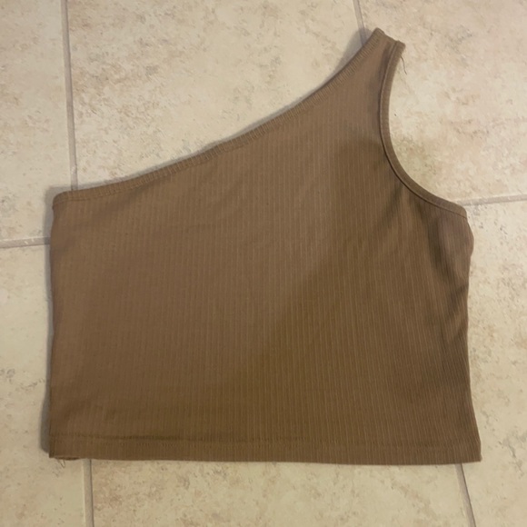 SHEIN Tops - SHEIN Off the shoulder brown tank top size medium